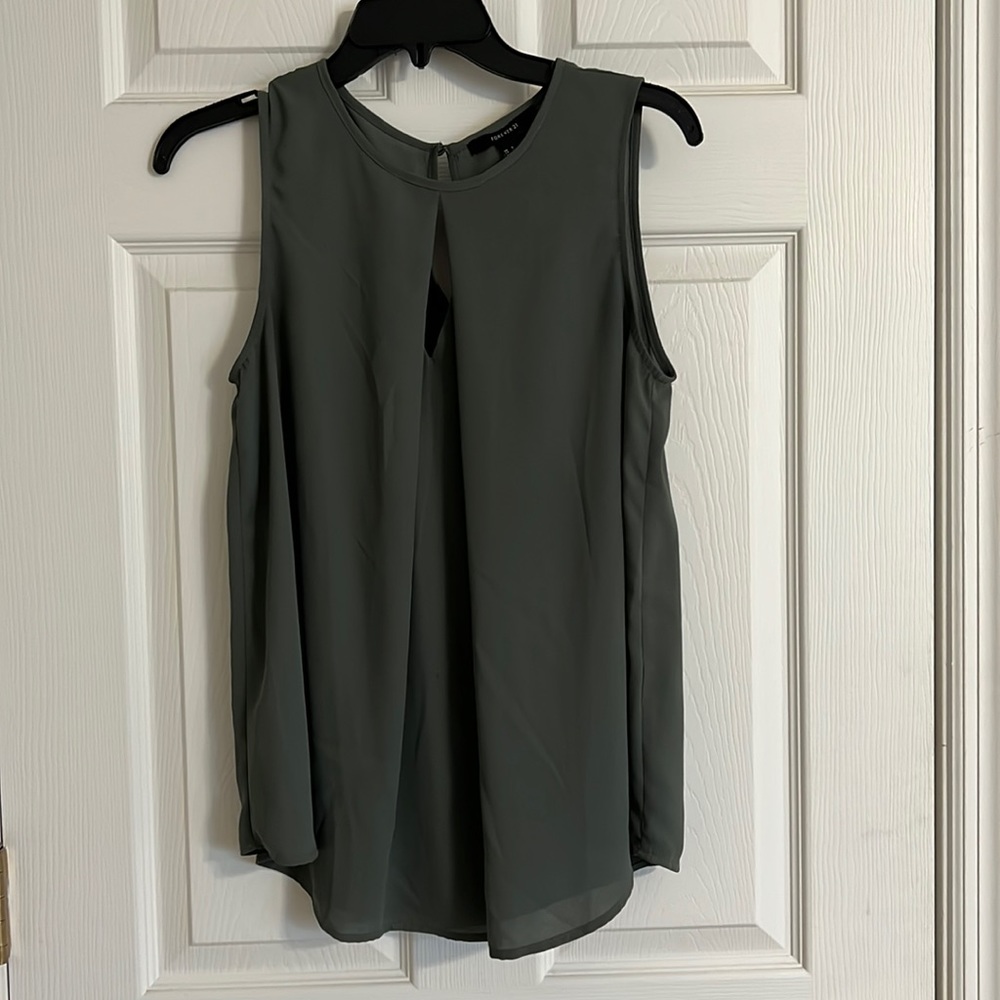 Olive flowy top